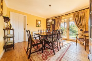 Ely, CB6 3UE picture 5