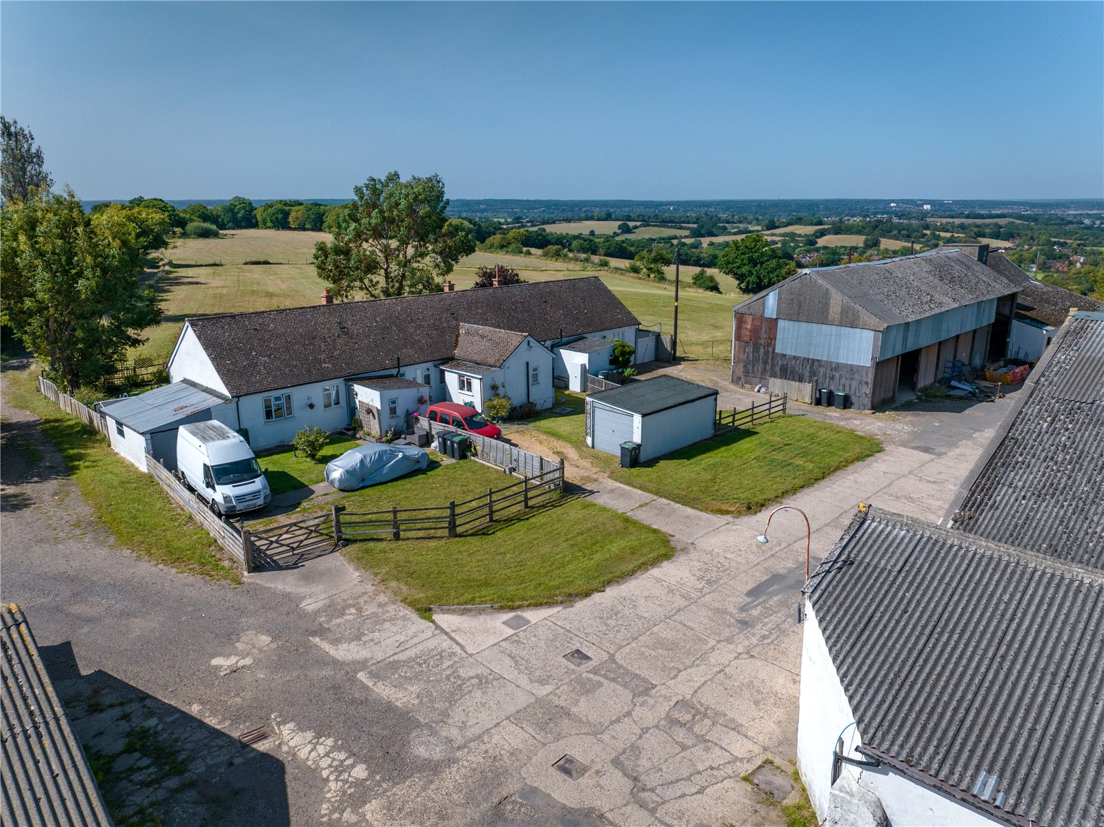 Harold's Park Farm, Nazeing picture 5