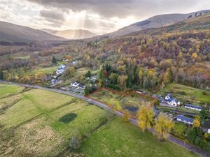 Development Land, Lochearnhead picture 2