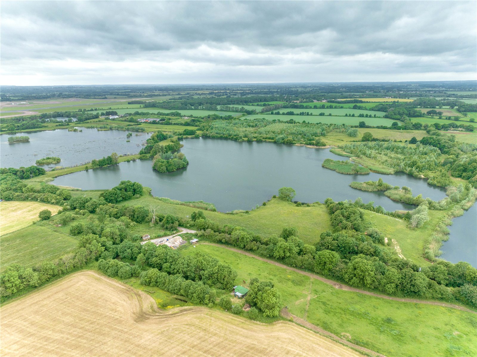Horcott Lakes, Fairford picture 1