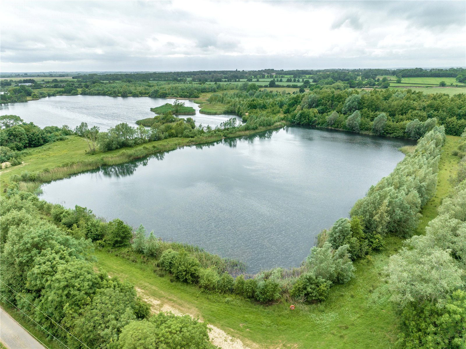 Horcott Lakes, Fairford picture 2