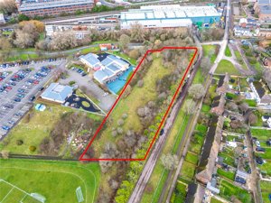 Buckinghamshire, HP21 8LX picture 5