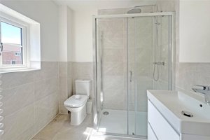 Suffolk, IP19 8TP picture 6