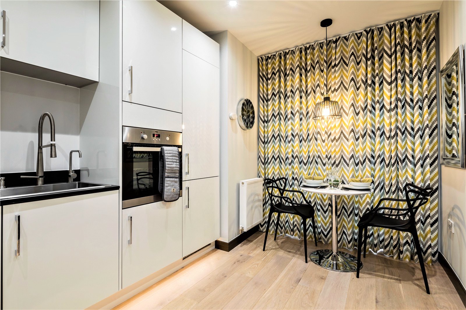 Kitchen1.jpg