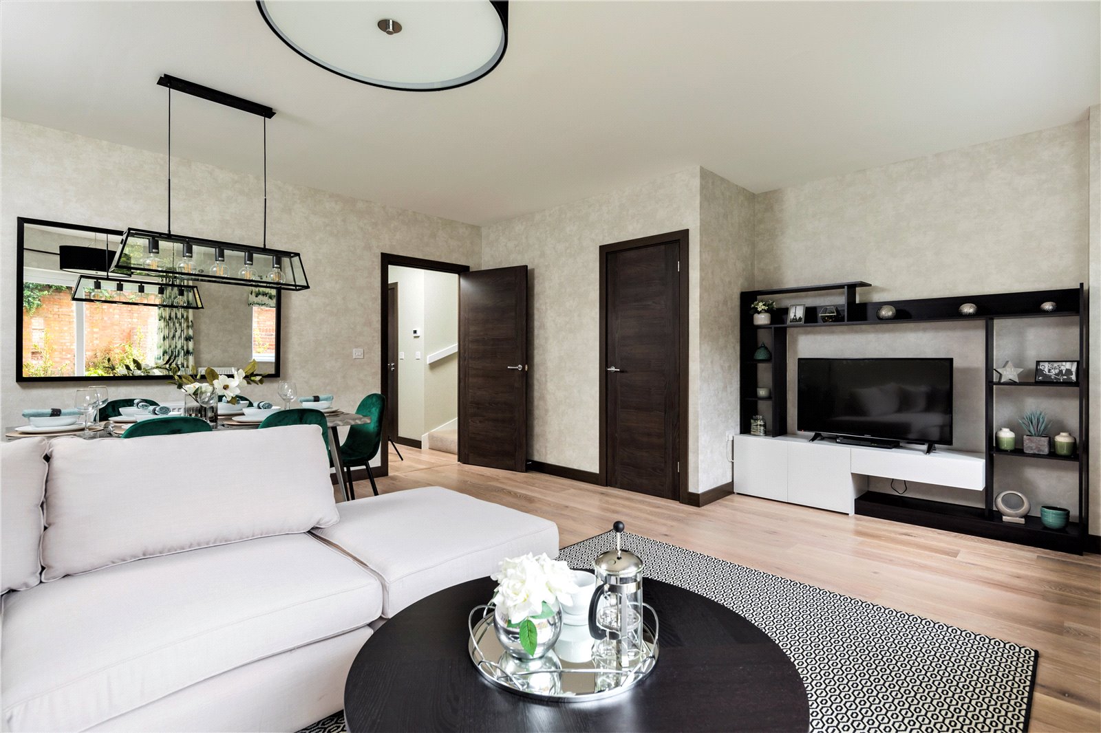 Living Room2.jpg