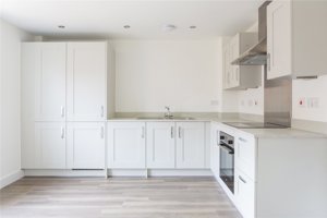 Holt, NR25 6EW picture 2