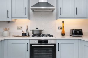 Suffolk, NR34 9YU picture 4