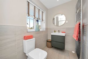 Suffolk, NR34 9YU picture 5