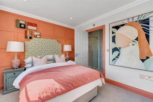 Suffolk, NR34 9YU picture 6