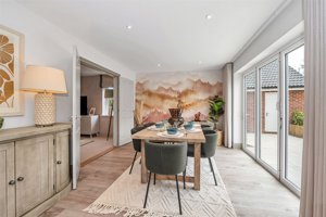 Suffolk, NR34 9YU picture 4