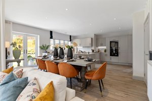 Norfolk, NR8 6DP picture 2