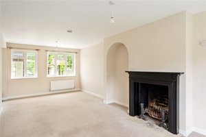 Oxfordshire, OX44 9PB picture 2