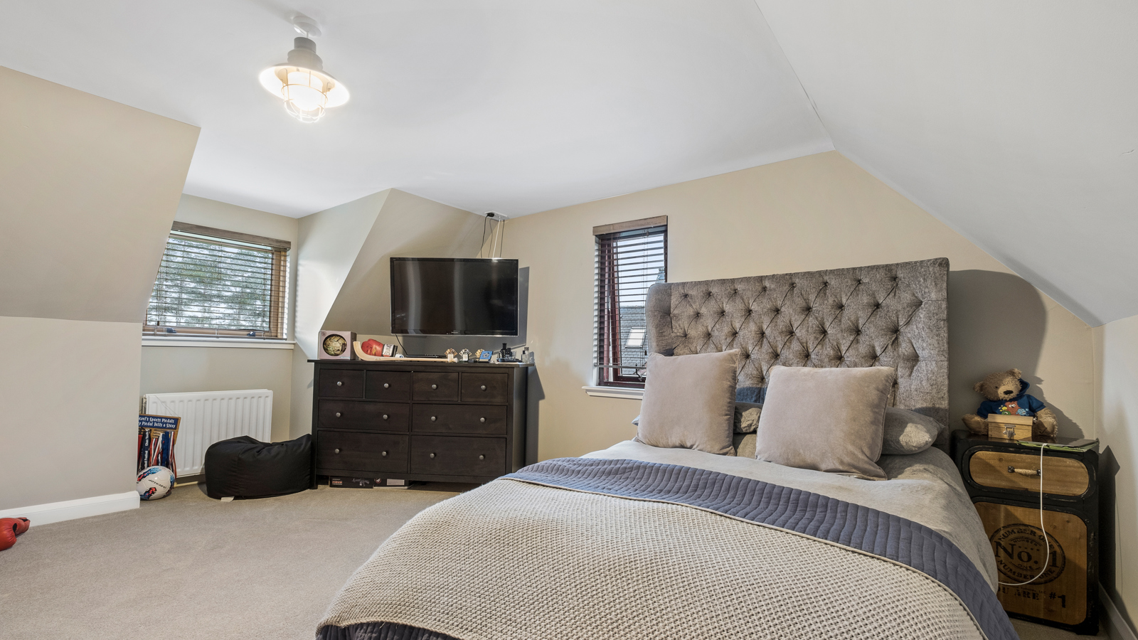 Bedroom 1 - First Fl