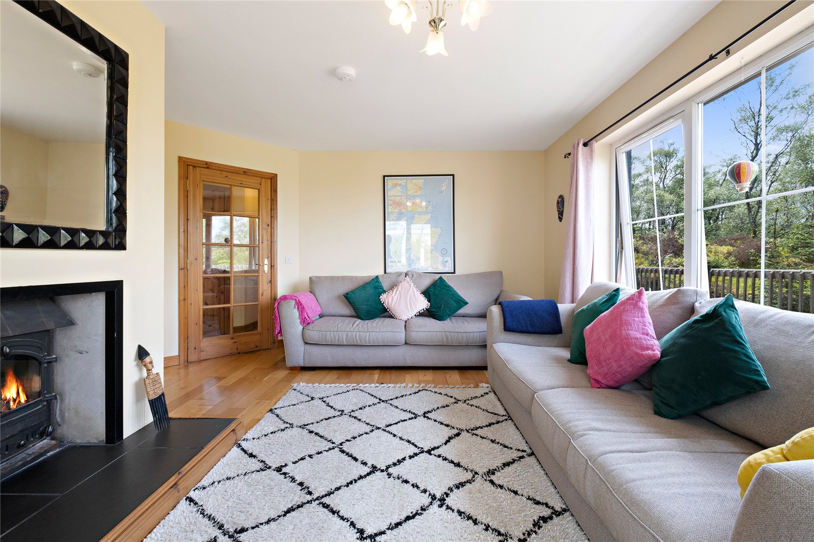 Living Room.jpg