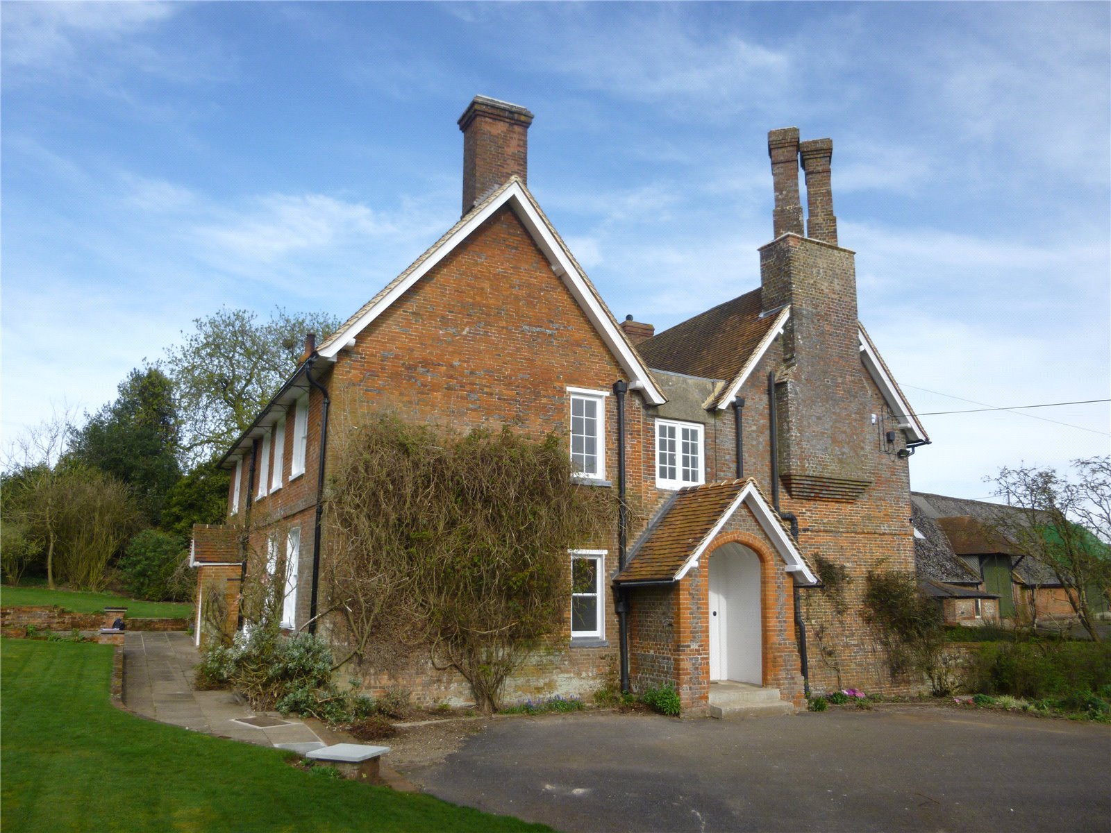 Hannington Road, North Oakley picture 3