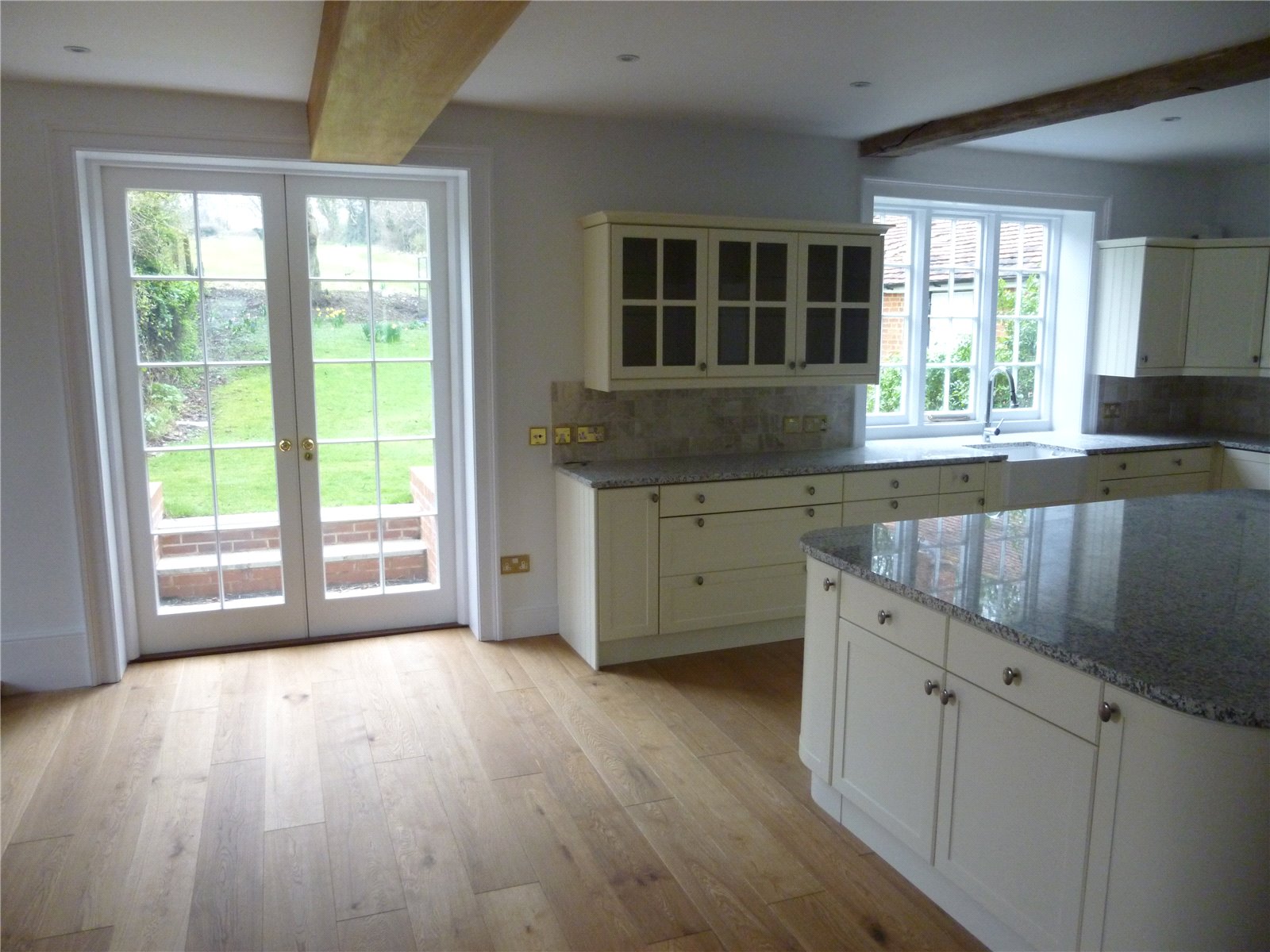 Hannington Road, North Oakley picture 6