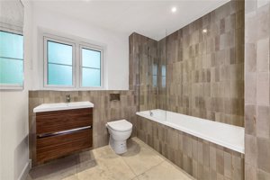 Guilden Morden, Cambridgeshire, SG8 0JE picture 5