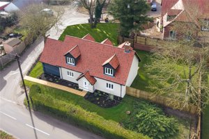 Royston, SG8 8PN picture 2