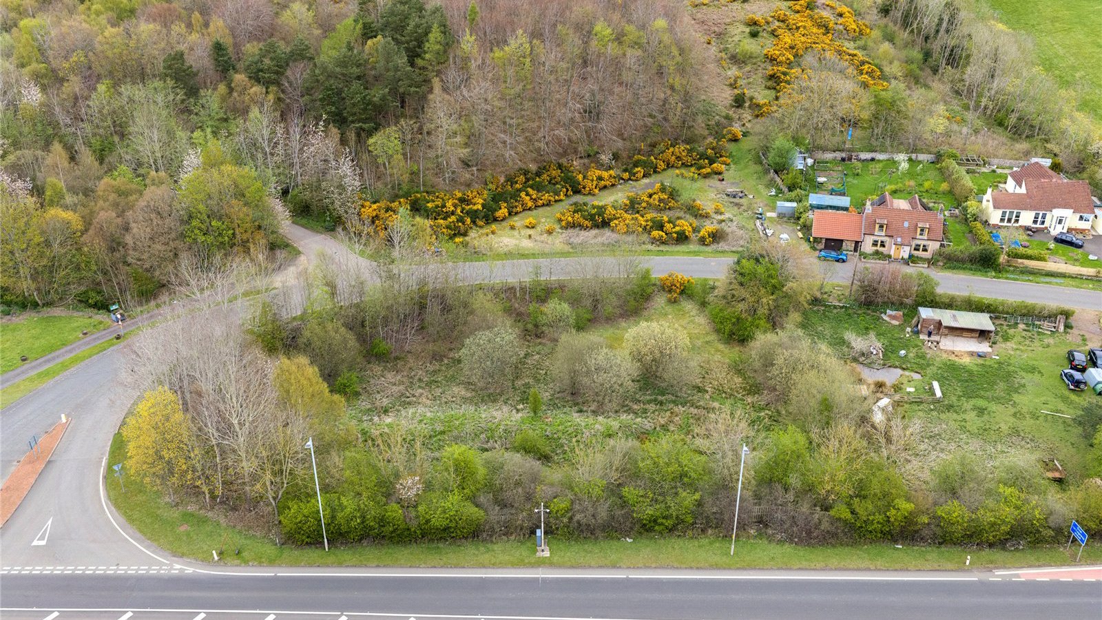 Lot 5.jpg Lot 4