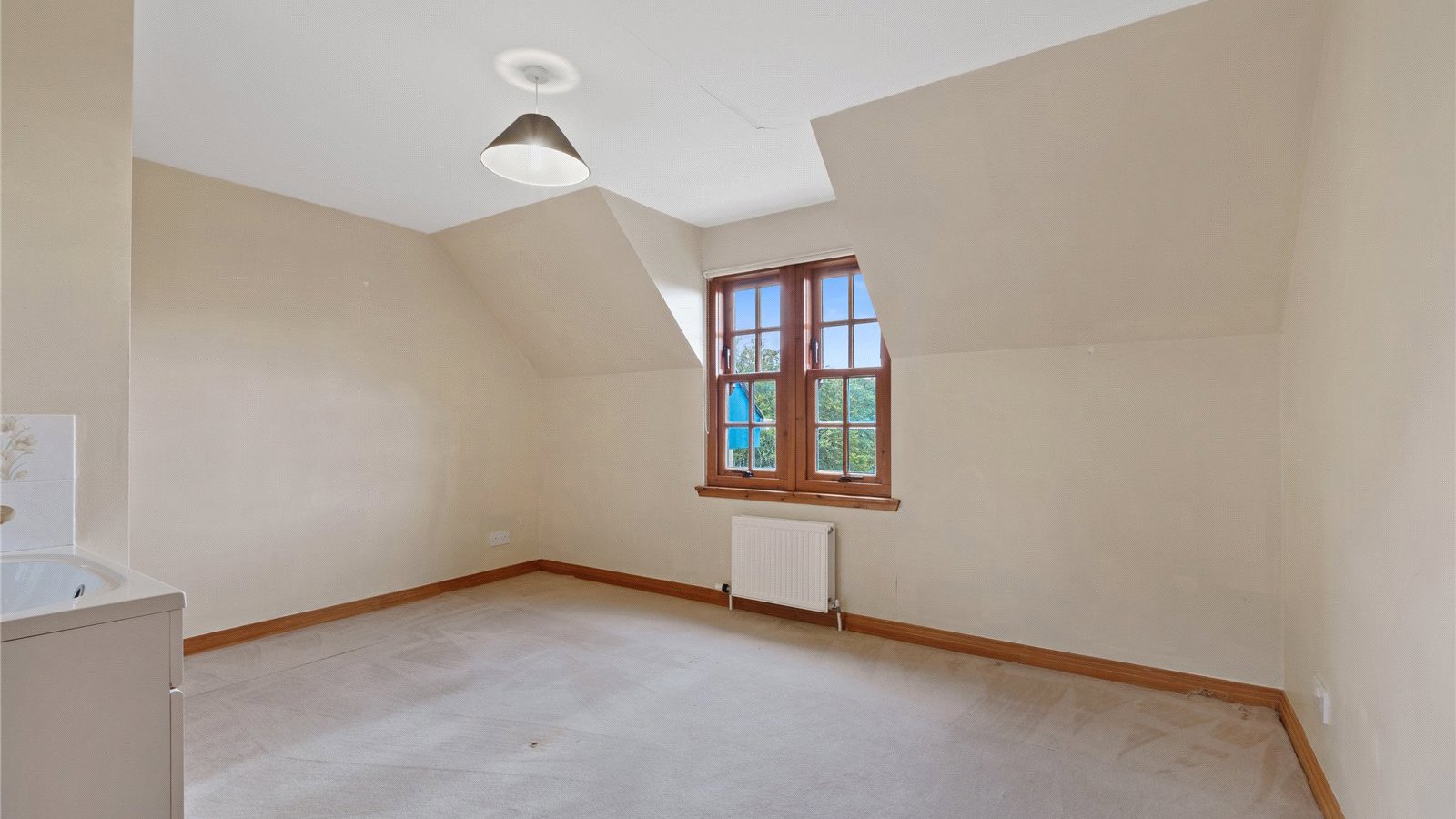 Bedroom 11.jpg
