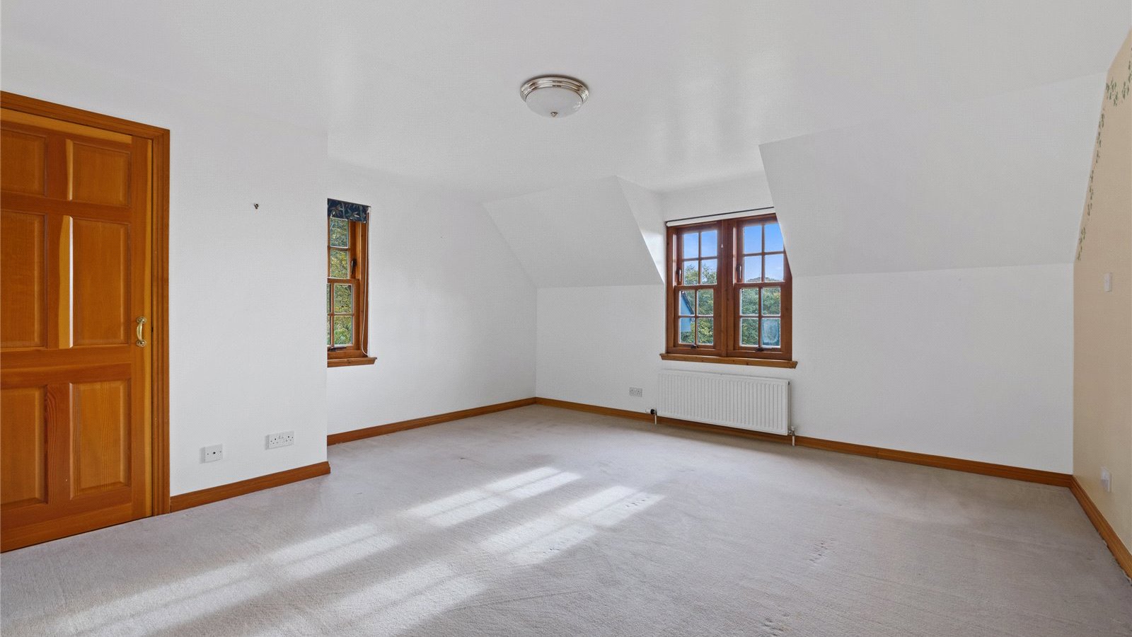 Bedroom 7.jpg