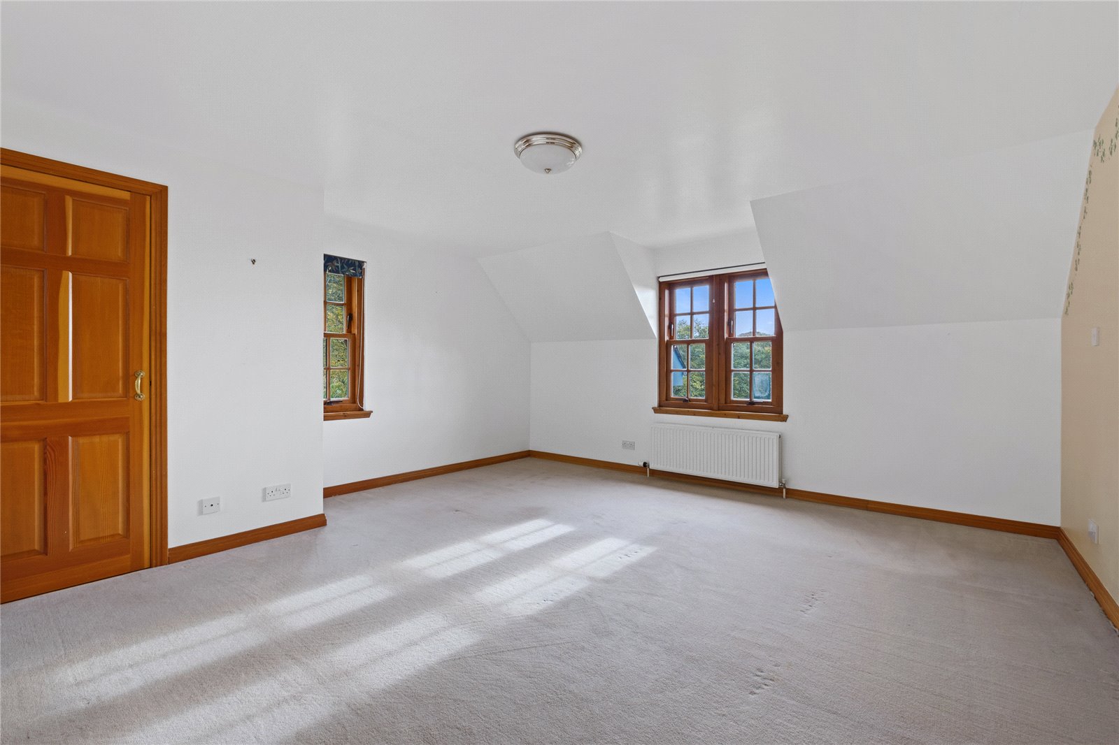 Bedroom 7.jpg