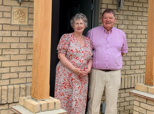 Mr and Mrs Scott pic cropped