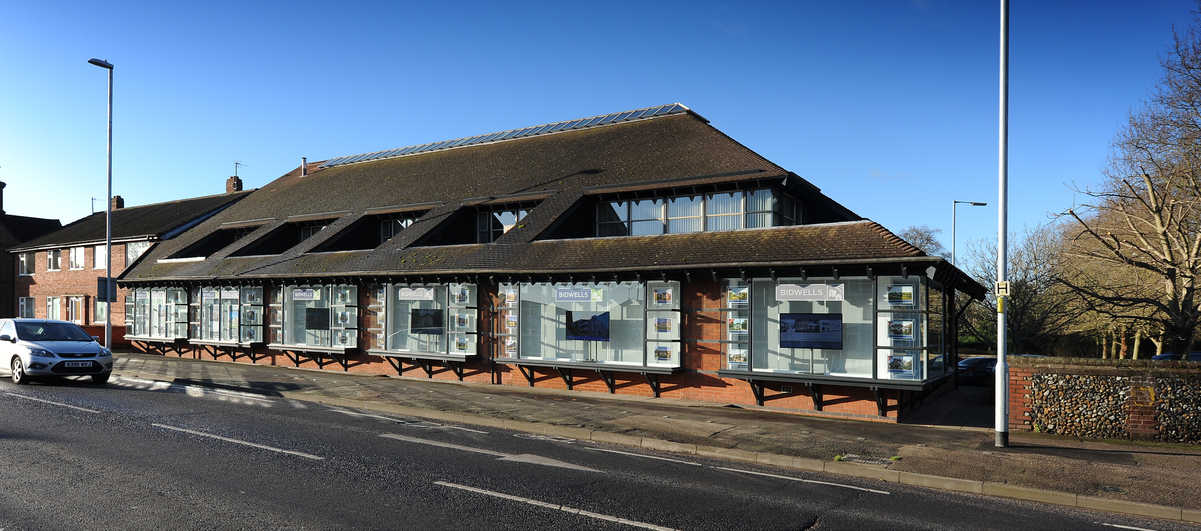 Cambridge sales and lettings office reopens with safety in mind following easing of lockdown restrictions